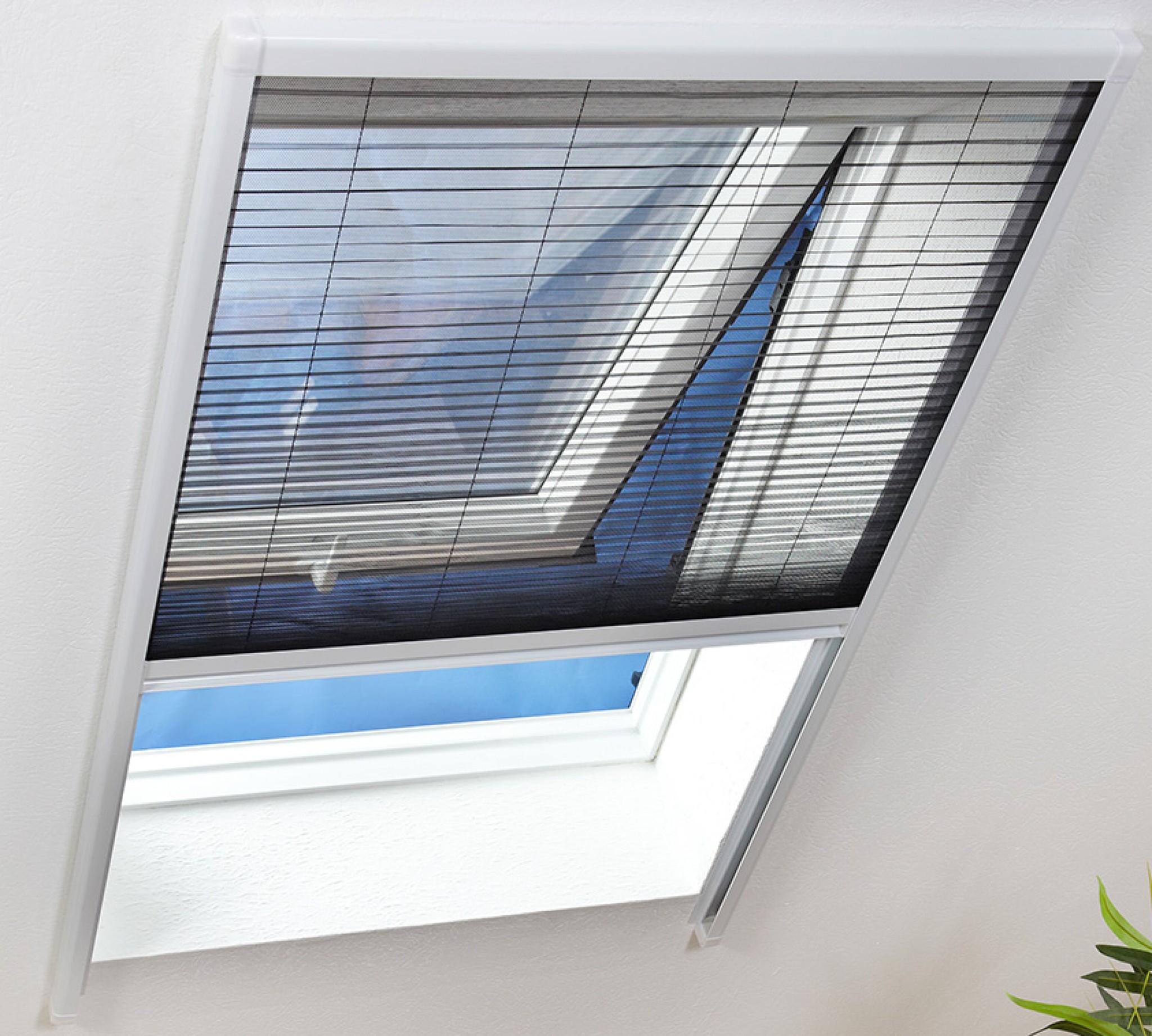 Hecht Insektenschutz Dachfenster Plissee 110x160cm weiss 101160101-VH Image