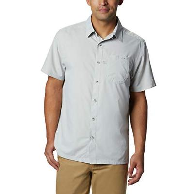 Columbia Men's Slack Tide Camp Shirt, Cool Grey, Medium