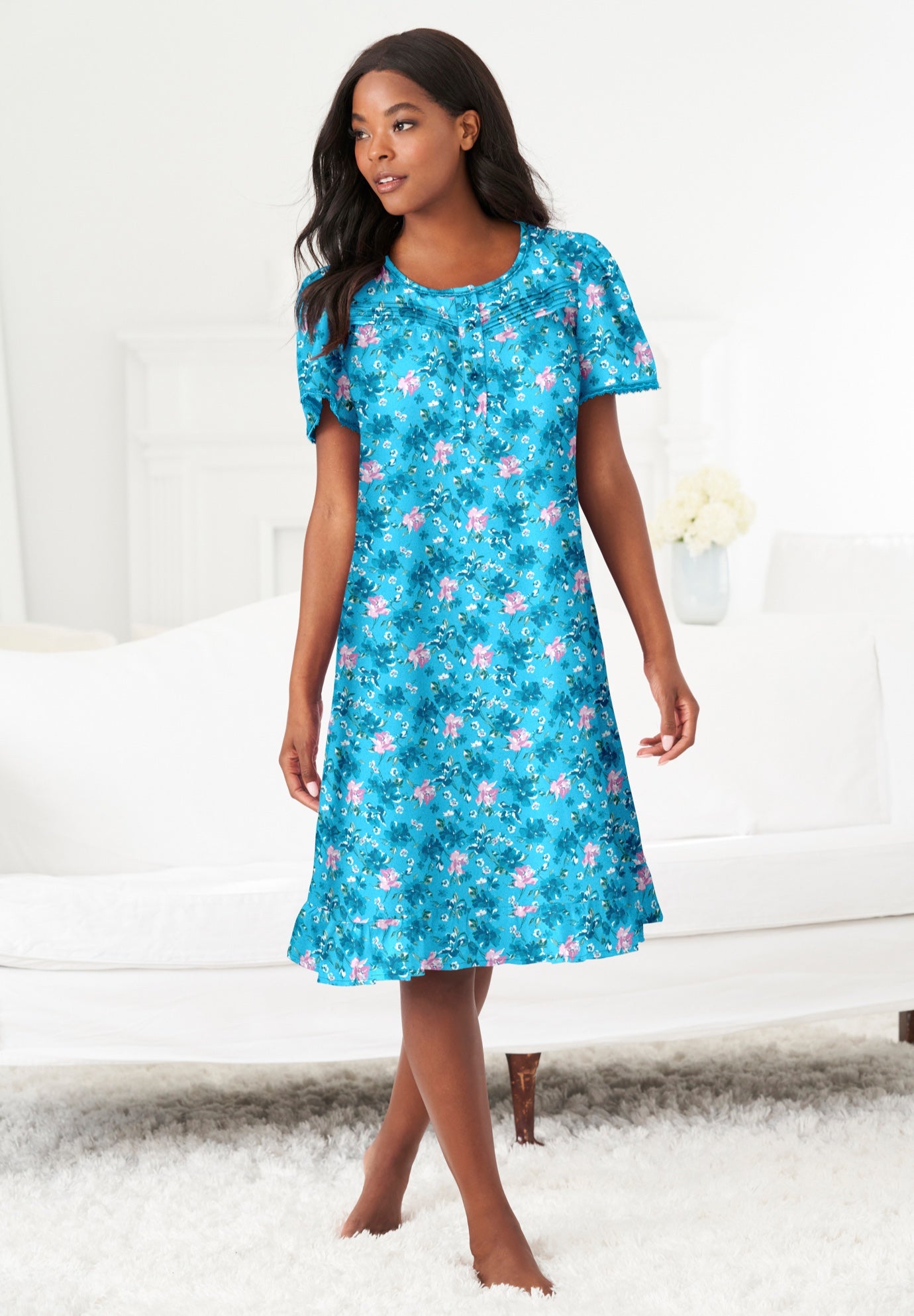 Plus Size Women's Short Floral Print Cotton Gown by Dreams & Co. in Caribbean Blue Roses (Size 5X) Pajamas