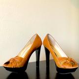 Michael Kors Shoes | Micheal Kors Beautiful Brown 4.5 Inch Heels. | Color: Black/Brown | Size: 7.5
