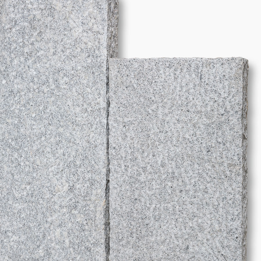 Seltra Natursteine Palisaden BRAVO RUSTIQUE Granit edelgrau Herkunft China, 10x50 cm, 100 cm Image