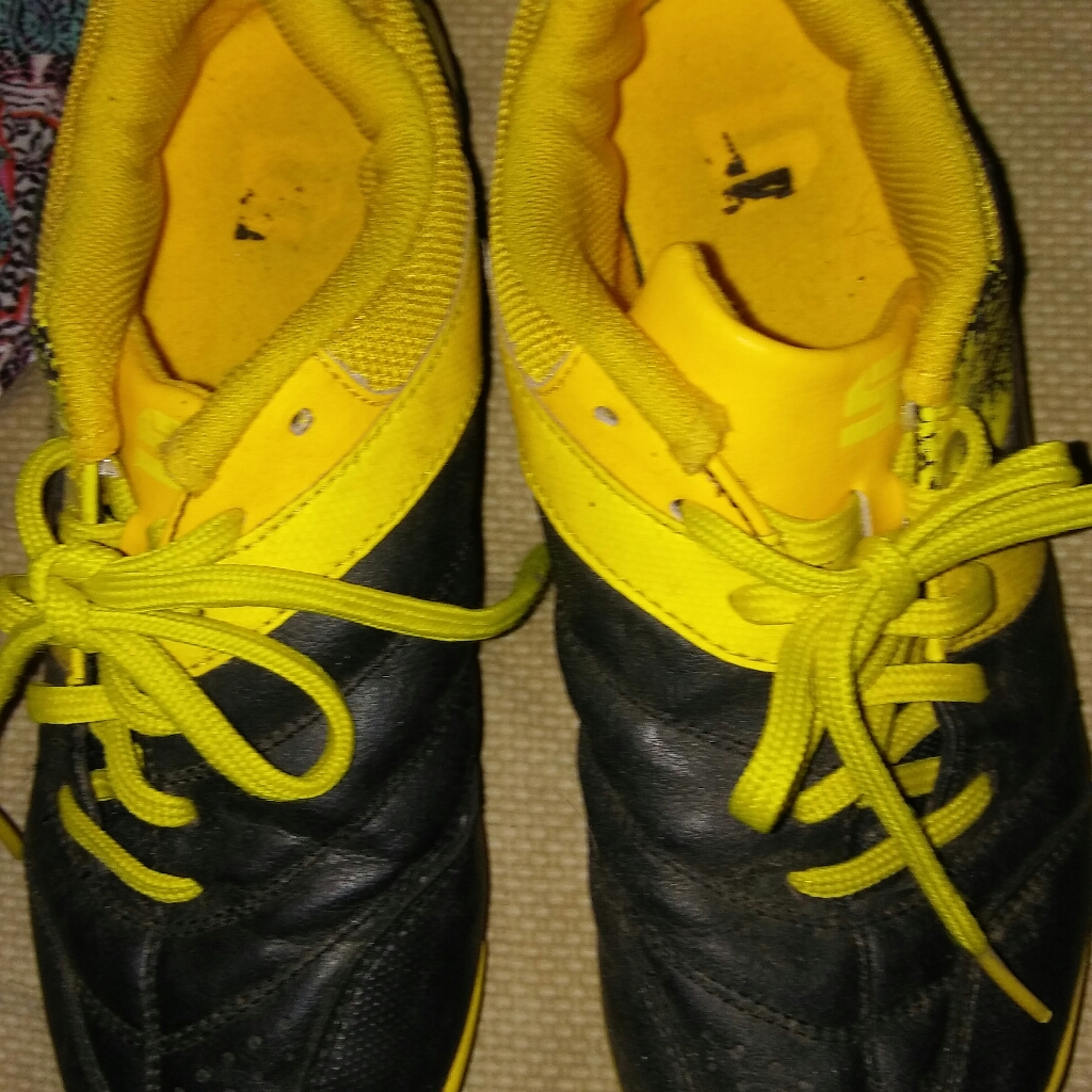 Nike Shoes | Boys Youth Nike Tennis Shoes (B2) | Color: Black/Yellow | Size: 4.5b