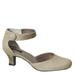 ARRAY Charlie - Womens 6 Gold Pump Medium