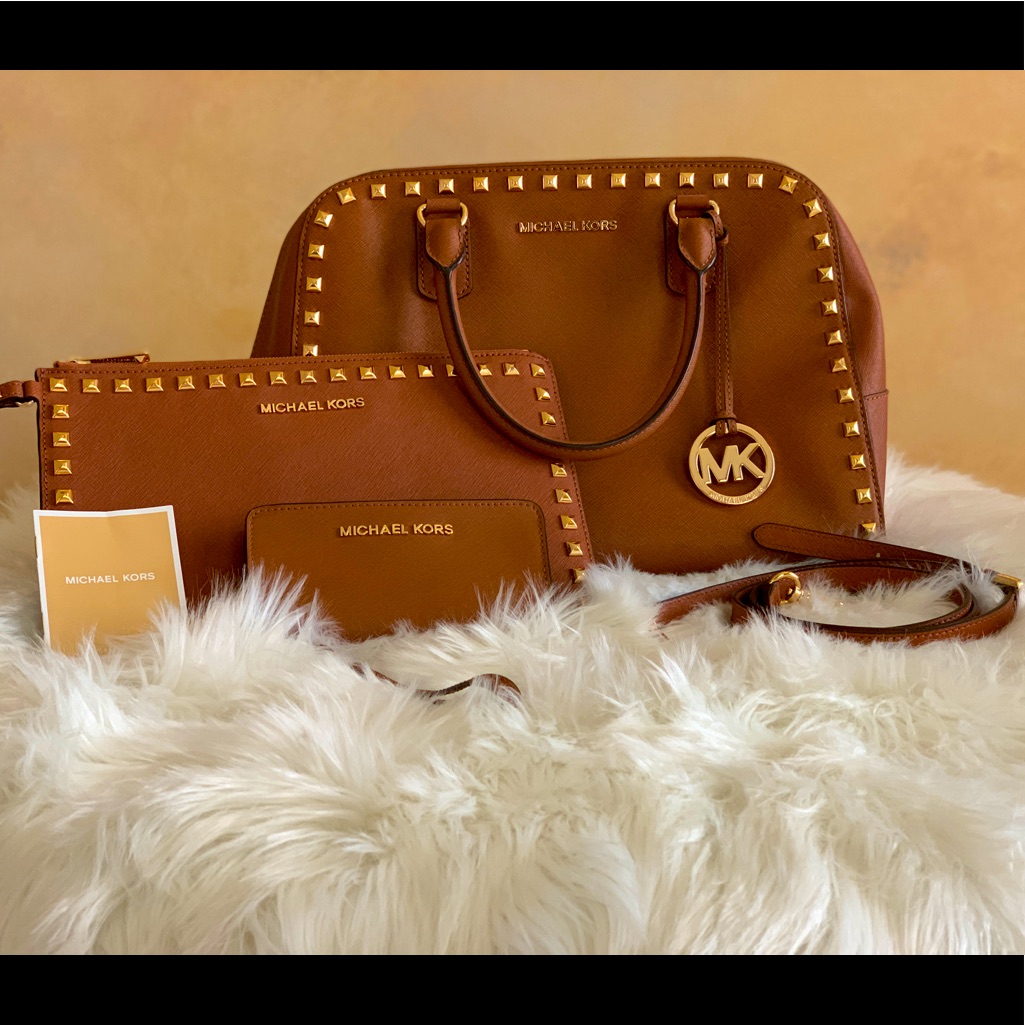 Michael Kors Bags | Michael Kors Handbag Set | Color: Tan | Size: Os