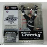 Wayne Gretzky McFarlane Legends Series 1 Figure Kings Black Jersey