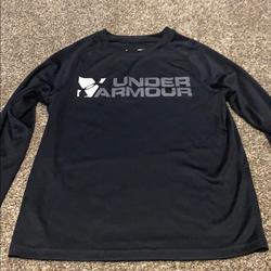 Under Armour Shirts & Tops | Boys Under Armour Long Sleeve Graphic Tee | Color: Black/Gray | Size: Sb