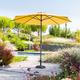 Parasol droit rond inclinable LOOMPA Jaune moutarde 3 m - Aluminium, Polyester Ancien prix : 59,99€ Hespéride