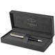 PARKER Sonnet Kugelschreiber | Premium Metal & Black Glanzlack mit Goldbeschichtung | Medium Spitze mit schwarzer Tinte Nachfüllen | Geschenkbox