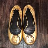 Tory Burch Shoes | Gold Tory Burch Ballet Flats | Color: Gold | Size: 7
