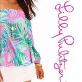 Lilly Pulitzer Tops | Lilly Pulitzer Adira Top In Scarlet Macaw *Nwt* Xs | Color: Gold/Red/White | Size: Xs