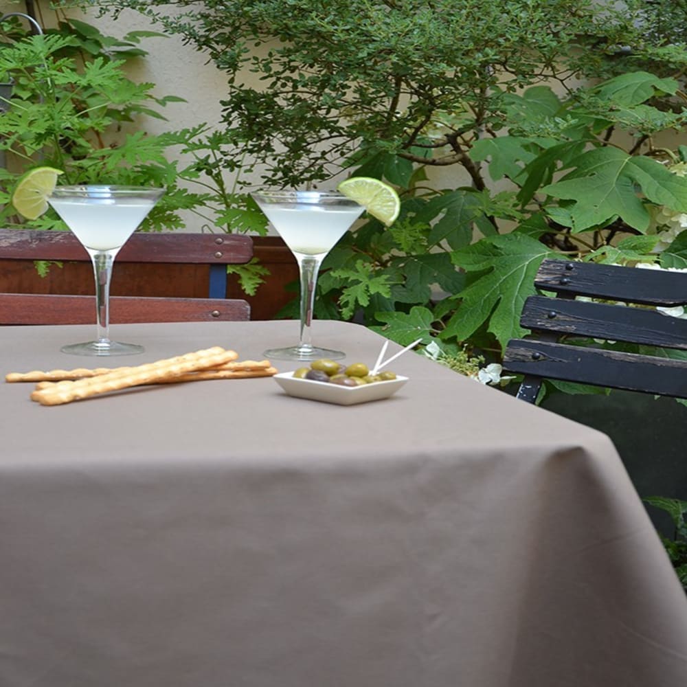 Nappe enduite taupe ovale 160 x 240 cm