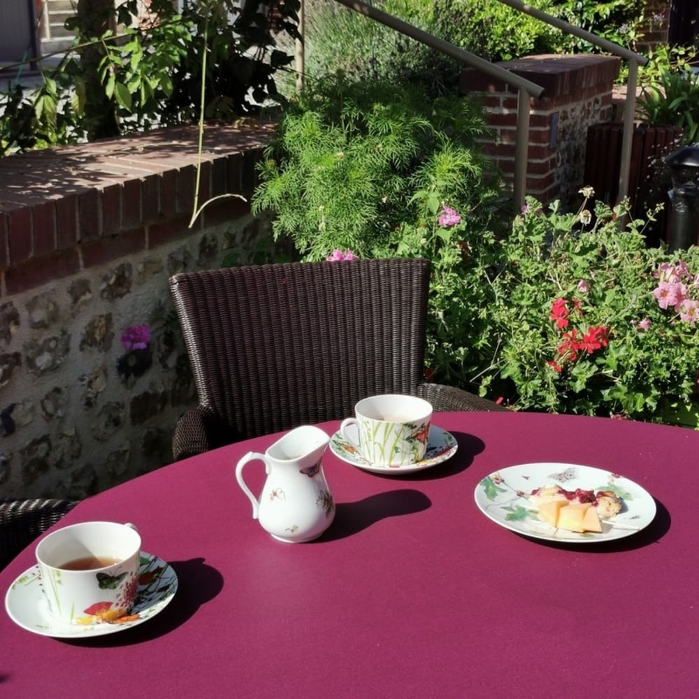 Nappe en coton enduit violet rectangle 160 x 240 cm