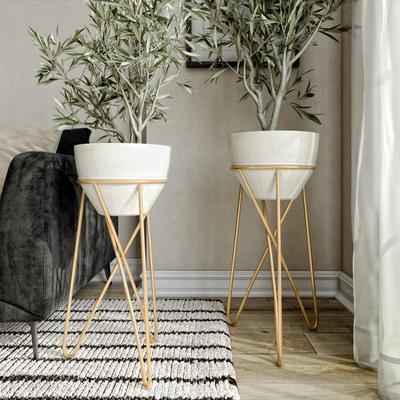 Skye Modern Raised Planters (Set of 2)
