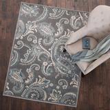 Mayberry Rug Paisley Area Rug Gray (5'3"x7'3") - 5'3" x 7'3"