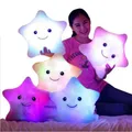 Jouets de noël oreiller Valentines Cadeau Led Oreiller Oreiller en peluche Hot Coloré Étoiles