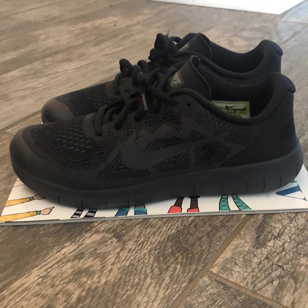 Nike Shoes | Boy’s Black Nike Free Sneakers | Color: Black/Yellow | Size: 6.5b