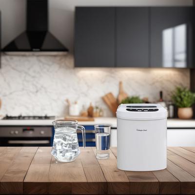 Magic Chef 27-lb. Countertop Ice Maker - White