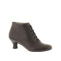 ARRAY Womens Sam Leather Round Toe Ankle Fashion Boots