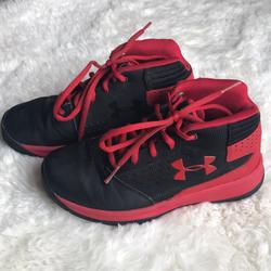 Under Armour Shoes | Little Kids' (1.5 Y) Under Armour Shoes | Color: Black/Red | Size: 1.5b