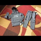 Nike Shirts & Tops | Boy’s Nike Pants Hoody Set Nwt Size 4 | Color: Black/Gray | Size: 4b