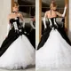 Robe de mariée Vintage noir et blanc tenue de bal Corset gothique victorien à lacets grande