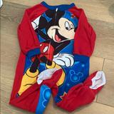 Disney Pajamas | 24 Mo Disney Mickey Fleece Pajamas | Color: Silver | Size: 24mb