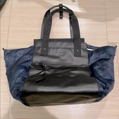 Lululemon Athletica Bags | Lululemon Birkin Style Tote Bag Rare | Color: Black | Size: Os