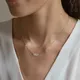 Collier Ras du Cou en Acier Inoxydable pour Femme Bijoux en Forme de Document Argenté Cubique