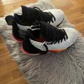 Nike Shoes | Lebron 19 Basketball Shoe | Color: Black/White | Size: 7bb