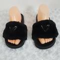 Nine West Shoes | Nine West Girls 3 Faux Fur Slide Slippers Black Hearts Flat Fuzzy Lounge Shoes | Color: Black | Size: 3g