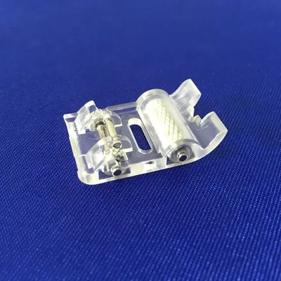 ROLLER FOOT SNAP ON Feet WILL FIT, BROTHER, JANOME, TOYOTA, NEW SINGER DOMESTIC SEWING MACHINES
