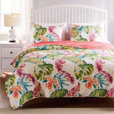 Tropics Quilt And Pillow Sham Set by Greenland Home Fashions in Coral (Size 2PC TWIN/XL)