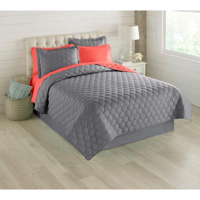 BH Studio Reversible Quilt by BH Studio in Dark Gray Coral (Size KING)