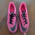 Nike Shoes | Nike Bravata Ii Jr. Girls' Soccer Cleats | Color: Black/Pink | Size: 6bb