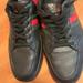 Gucci Shoes | Ace Leather Black Gucci Shoes | Color: Black/Red | Size: 10.5