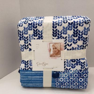 Jessica Simpson Bedding | Jessica Simpson King Comforter Azra Quilt Blue Leaf Flower Square Tassel Bedding | Color: Blue/White | Size: King