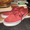 Nike Shoes | Nike Sb Zoom Stefan Janoski Rm Red Suede Skate Shoes | Color: Black/Red | Size: 7