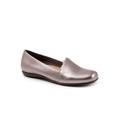 Women's Sage Loafer by Trotters in Pewter (Size 12 M)