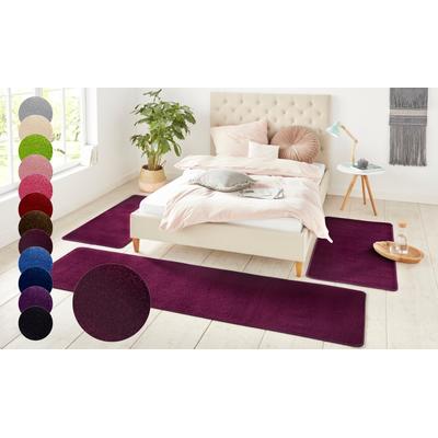 Bettumrandung HANSE HOME "Shashi" Gr. 14, lila (brombeer), H:8mm, Obermaterial: 100% Polypropylen, Bettumrandung, Kurzflor, Unifarben, Teppich, Bettläufer, Bettvorleger, Teppichläufer Image