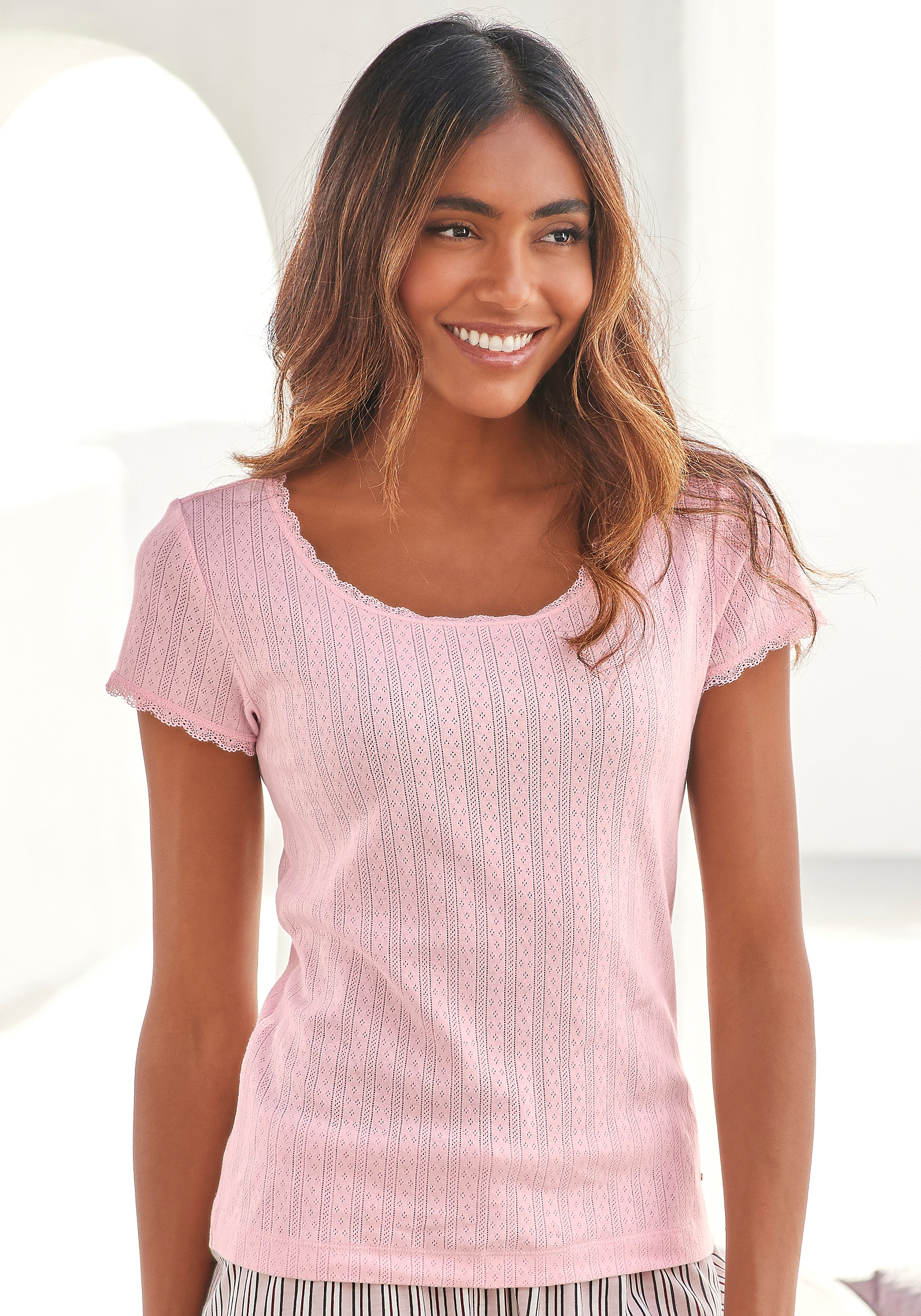 Pyjamaoberteil S.OLIVER, Damen, Gr. 40/42, rosa (blassrosa), Feinstrick, Obermaterial: 100% Baumwolle, unifarben, figurbetont, Rundhals, eingesetzt,eng Spitze, Shirts, aus Ajour-Strick