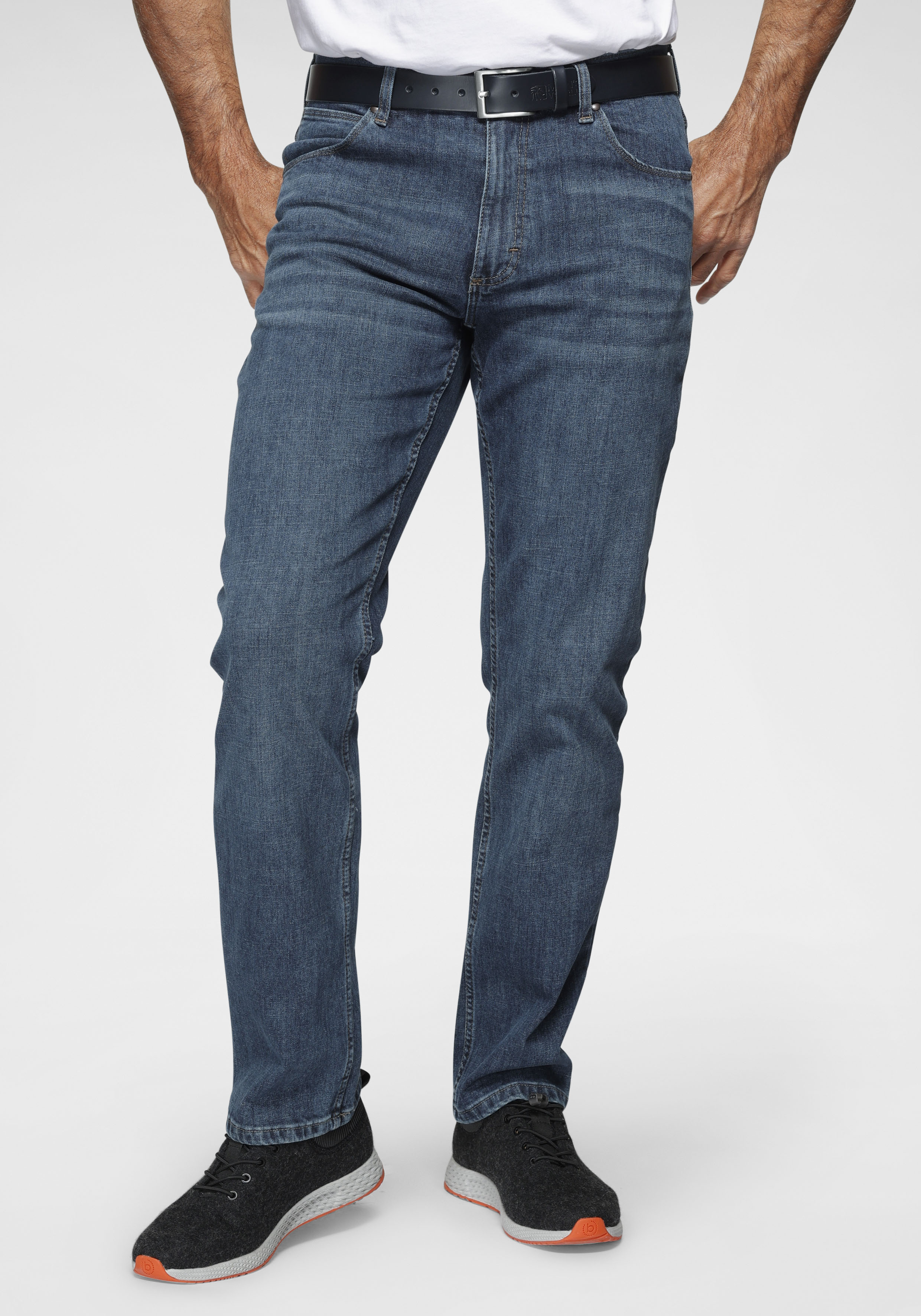 Straight-Jeans WRANGLER "Authentic Straight", Herren, Gr. 31, Länge 30, blau (authentic, blau), Denim/Jeans, Obermaterial: 98% Baumwolle, 2% Elasthan, normal lang, Jeans Straight-Jeans