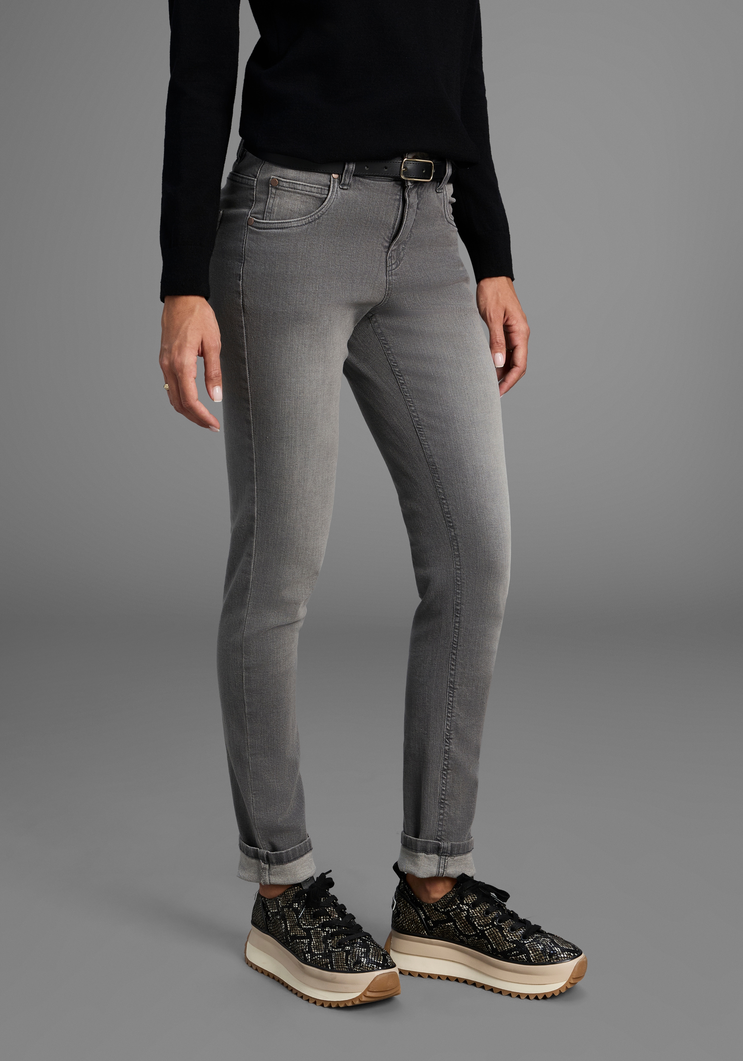 Slim-fit-Jeans ARIZONA "Bund mit seitlichem Gummizugeinsatz", Damen, Gr. 19, K + L Gr, grau (grau used), Denim/Jeans, Obermaterial: 98% Baumwolle, 2% Elasthan, Basic, slim fit lang, Jeans Slim-fit-Jeans, schmale Passform, Röhrenjeans, Used-Waschung,...