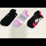 Nike Other | 3pk Nike Everyday Light Weight No Show Youth Socks Purple Black,. Size M (5y-7y) | Color: Black/Purple | Size: M 5y-7y