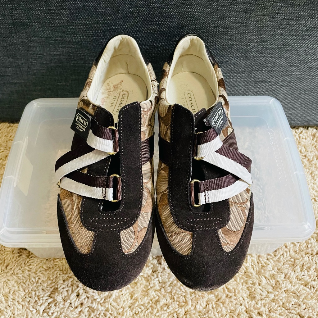 Coach Shoes | Coach Shoes, Coach Signature Shoes, Coach Monogram Shoes, Women’s Shoes | Color: Brown/Cream | Size: 6.5