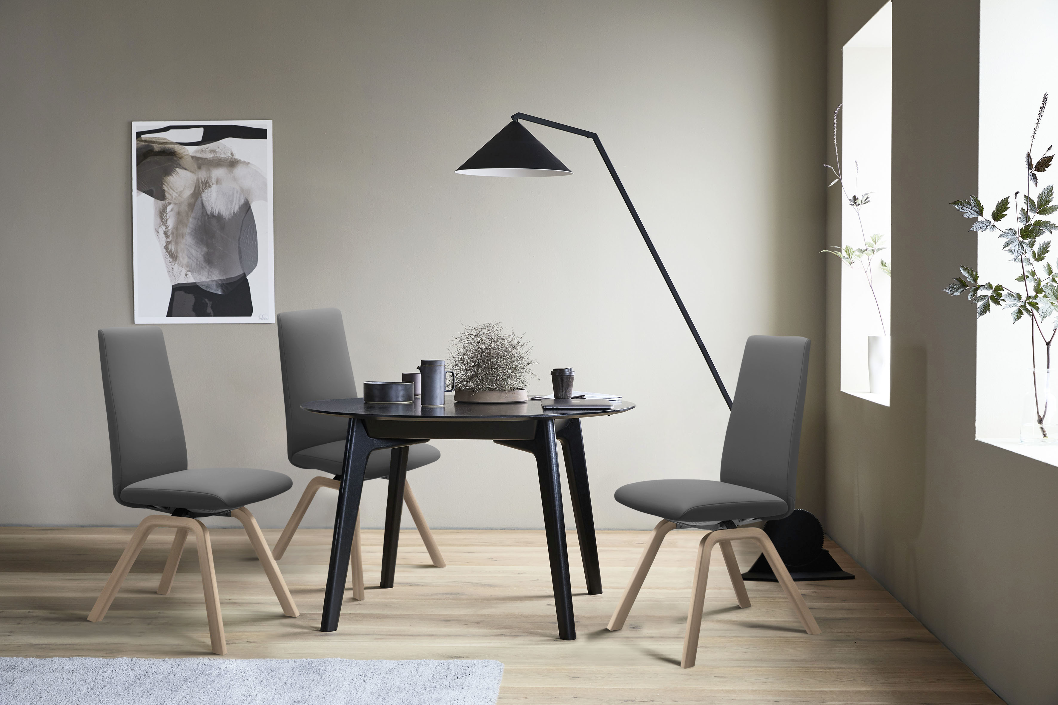 Polsterstuhl STRESSLESS "Laurel", grau (grau batick, schwarz), B:49cm H:105cm T:60cm, Leder BATICK: BATICK ist ein leicht korrigiertes, durchgefärbtes und genarbtes Möbelleder, bei dem die meisten Unebenheiten und Spuren in der Regel entfernt... Image