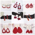 Boucles d'Oreilles Géométriques en Métal Rouge Vin pour Femme Bijoux Pendants Exagérés en Forme de