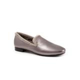 Women's Glory Loafer by Trotters in Pewter (Size 9 1/2 M)