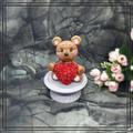 Teddybär mit Herz, zum Valentinstag. Tortendekor für Motivtorten, Fondantdeko, Kuchentopper,