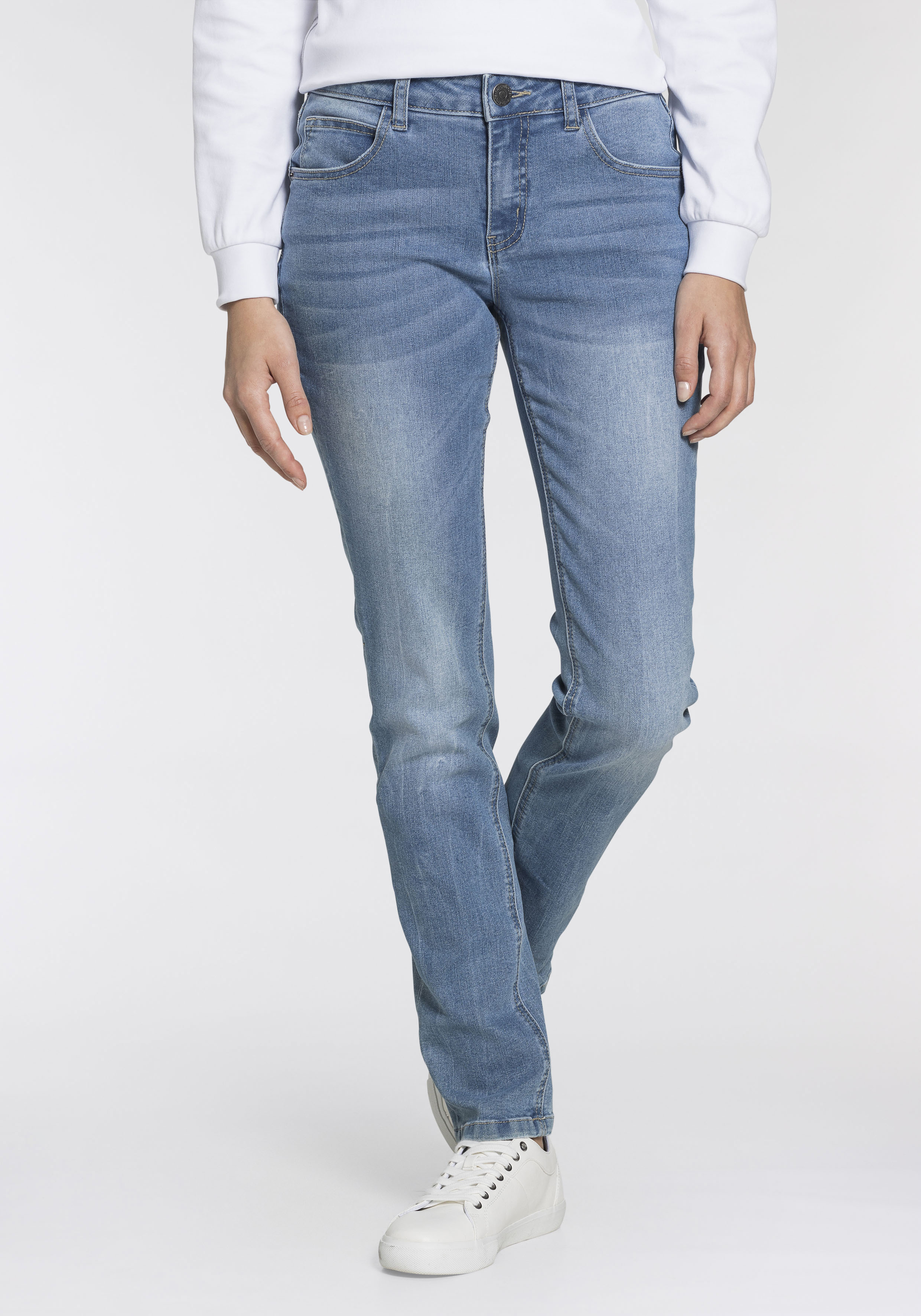 Relax-fit-Jeans KANGAROOS "RELAX-FIT HIGH WAIST", Damen, Gr. 40, N-Gr, blau (light blau u), Denim/Jeans, Obermaterial: 67% Baumwolle, 32% Polyester (REPREVE), 1% Elasthan, Abriebeffekte, vintage, Basic, relaxed fit knöchelfrei, Jeans, knöchelfreie...