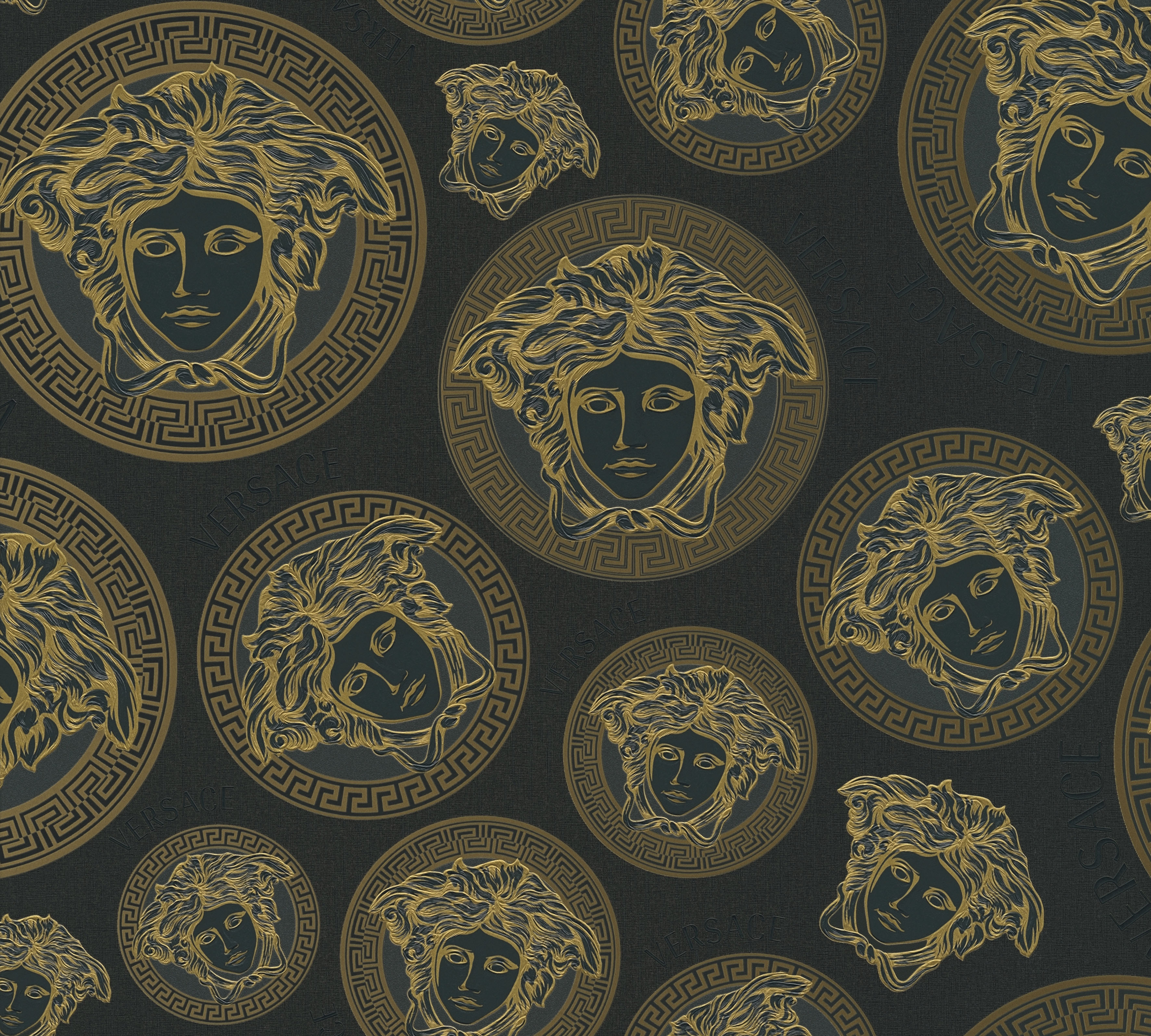 Vliestapete VERSACE "Wallpaper Versace 5 Medusakopf", schwarz (goldfarben schwarz), B:0,7m H:0,01m L:10,05m, Vinyl, Vlies, Tapeten, Designertapete Tapeten Wohnzimmer Schlafzimmer Küche Flur Design Optik
